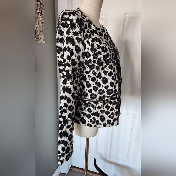 NWOTโCalvin Klein Black & white Leopard Print Jacket - Picture 6 of 9